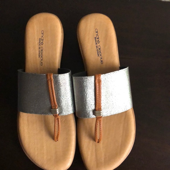 Sandals - Picture 2 of 2